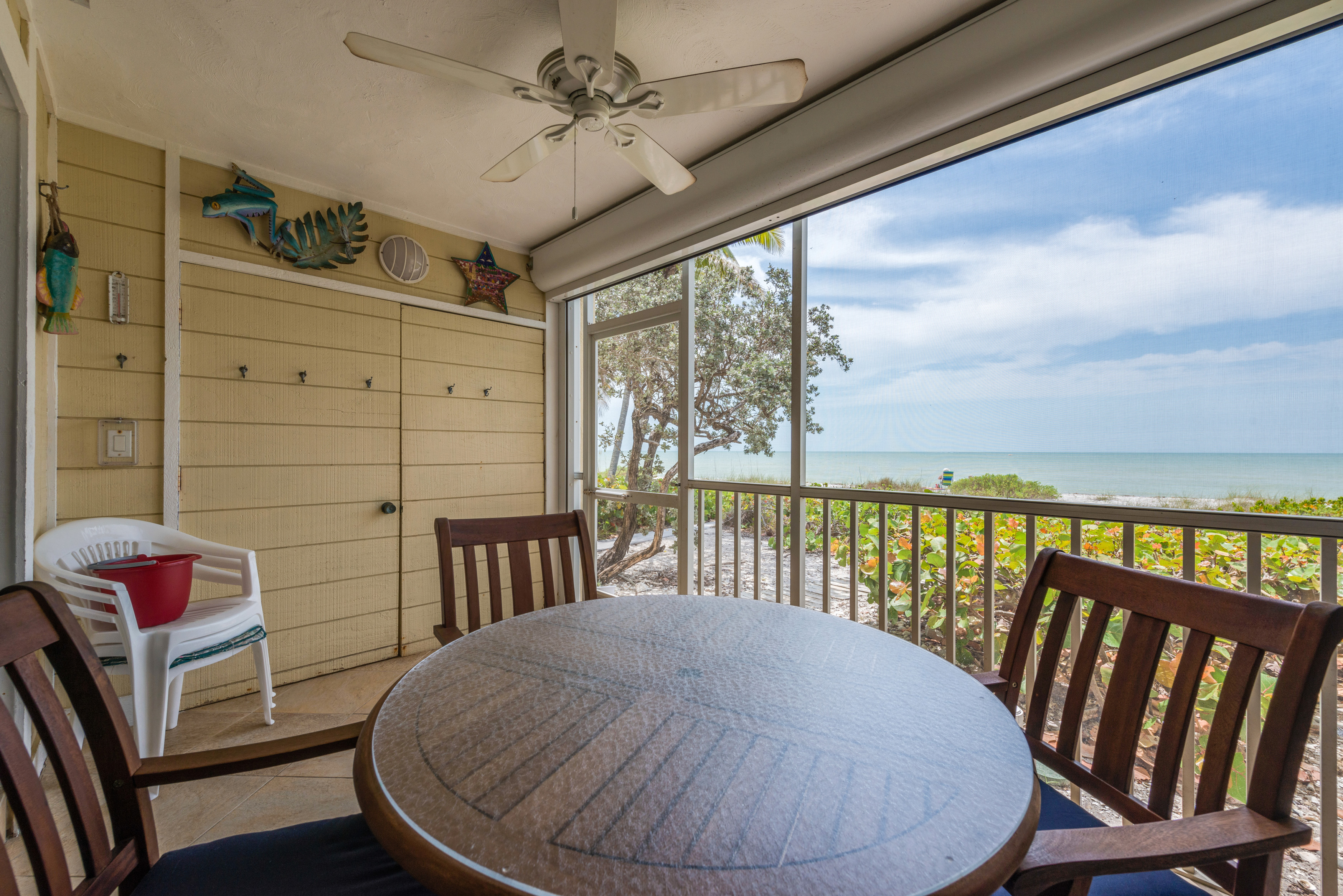 Two Bedroom Beach Condo Sleeps 6 Full Gulf View Two Bedroom Beach Condo Sleeps 6 Full Gulf View
